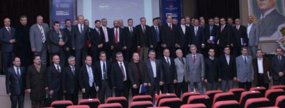 MÜSİAD Kocaeli Şubesi ve Otomotiv Sektör Kurulu tarafından 'Devrim Arabaları’ndan Günümüze Otomotiv Sektörü' konulu Türkiye İstişare toplantısı gerçekleştirildi.