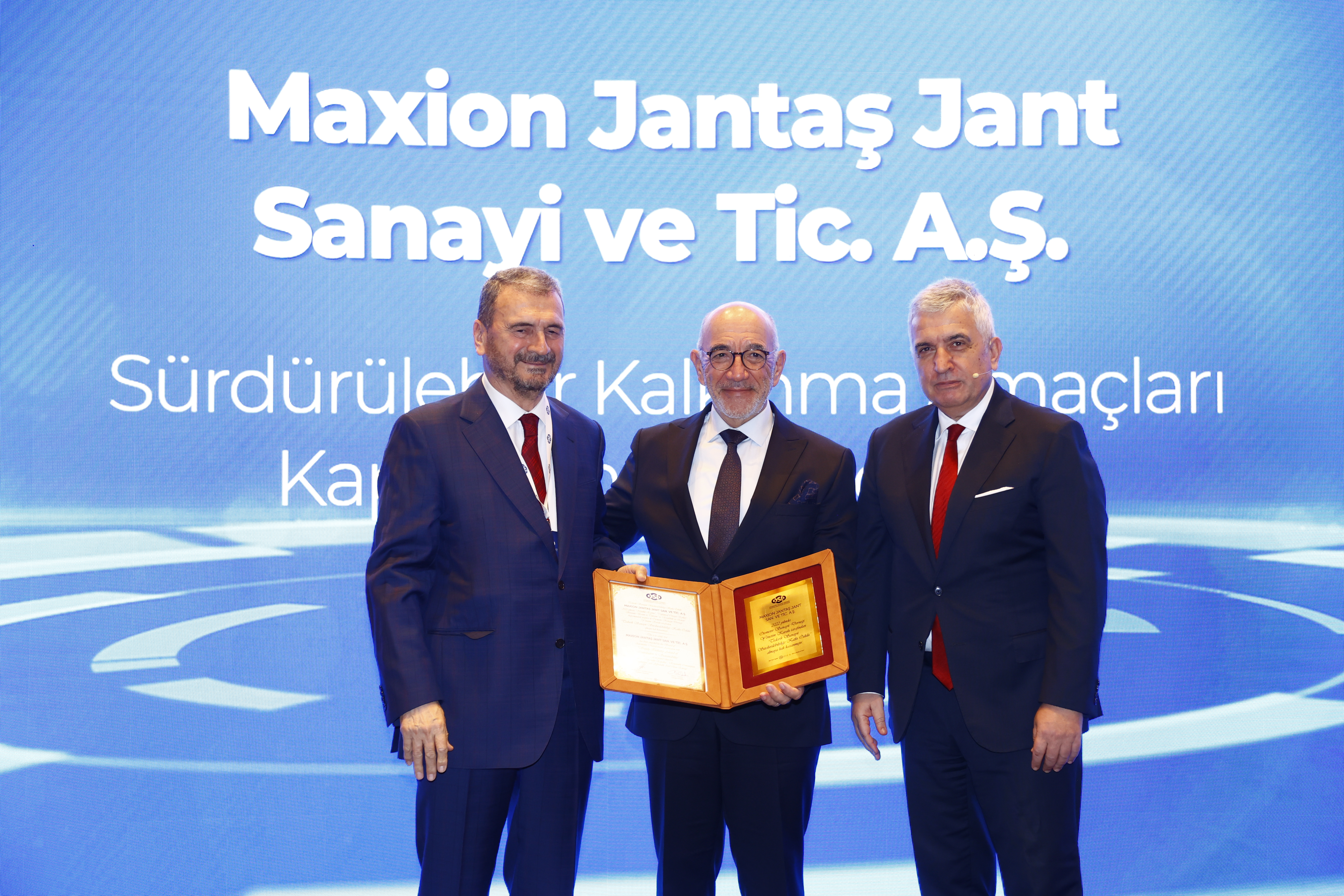 Maxion İnci Jant Grubu, OSD “Tedarik Sanayi Sürdürülebilirliğe Katkı Ödülü”nün sahibi oldu